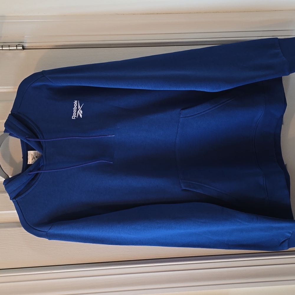REEBOK BRAND SIGNATURE MEN'S BLUE PULLOVER FLEECE HOODIE SIZE MEDIUM - Picture 2 of 15
